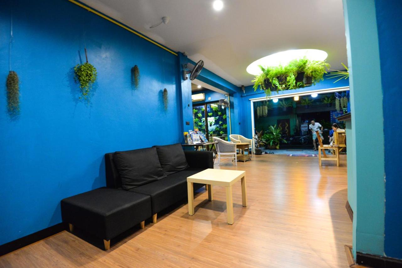 Patong Bgw Phuket Hostel מראה חיצוני תמונה